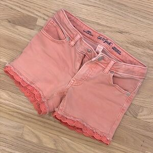2/$20 Cat and Jack size 6/7 salmon pink jean shorts with cute lace at hem